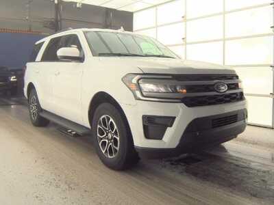 2024 Ford Expedition, $46280. Photo 2