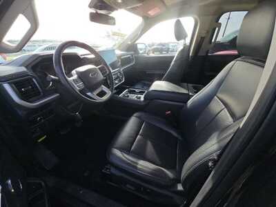 2024 Ford Expedition Max, $43824. Photo 3