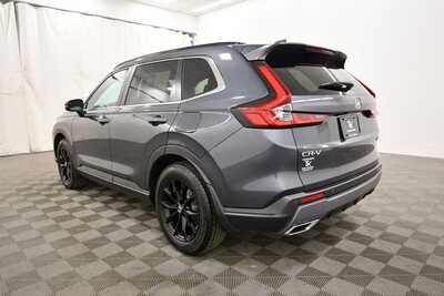 2025 Honda CR-V, $37010. Photo 5
