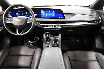 2024 Cadillac XT4, $37499. Photo 3