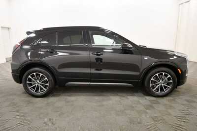 2024 Cadillac XT4, $37499. Photo 9