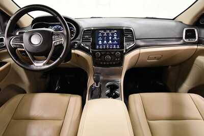 2020 Jeep Grand Cherokee, $21999. Photo 3