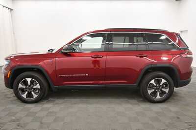 2024 Jeep Grand Cherokee, $23999. Photo 4