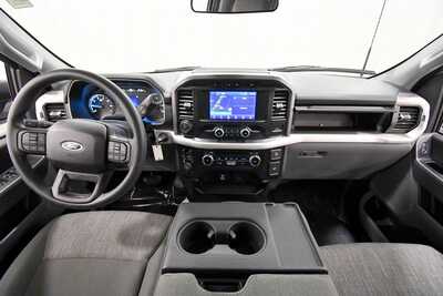 2023 Ford F150 Crew Cab, $39999. Photo 3