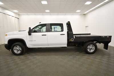 2024 Chevrolet 2500 Crew Cab, $41495. Photo 4