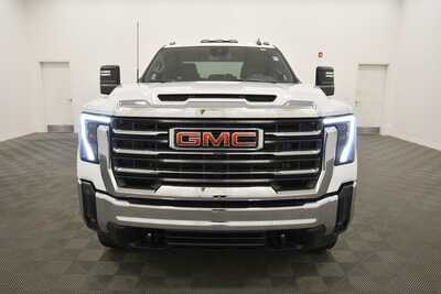 2024 GMC 3500 Crew Cab, $49999. Photo 10
