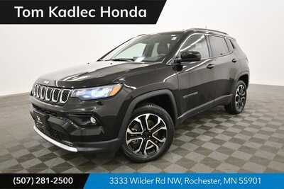 2023 Jeep Compass, $22999. Photo 1