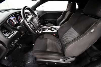 2022 Dodge Challenger, $27999. Photo 12