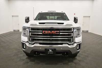 2022 GMC 3500 Crew Cab, $53995. Photo 11