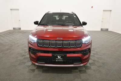 2022 Jeep Compass, $22995. Photo 11