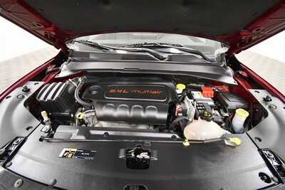 2022 Jeep Compass, $22995. Photo 12