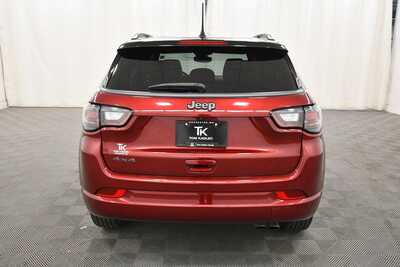 2022 Jeep Compass, $22995. Photo 6