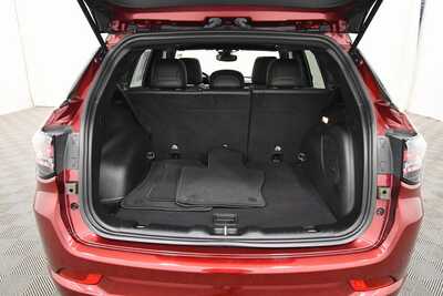 2022 Jeep Compass, $22995. Photo 7