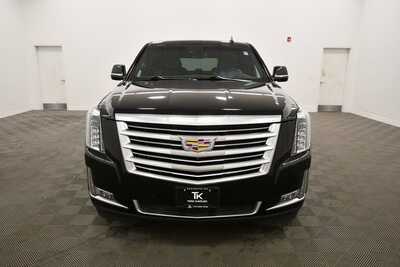 2018 Cadillac Escalade ESV, $28009. Photo 11