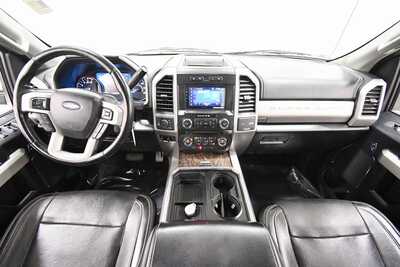 2018 Ford F350 Ext Cab, $42499. Photo 3