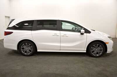 2026 Honda Odyssey, $46149. Photo 8