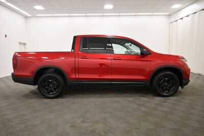 2025 Honda Ridgeline, $36352. Photo 9