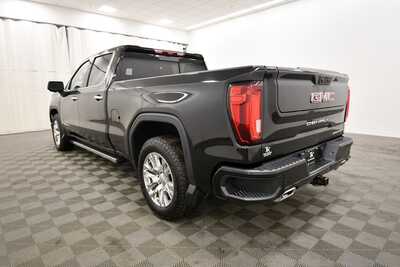 2023 GMC 1500 Crew Cab, $48843. Photo 5