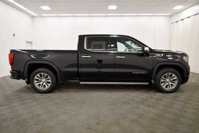 2023 GMC 1500 Crew Cab, $48843. Photo 9