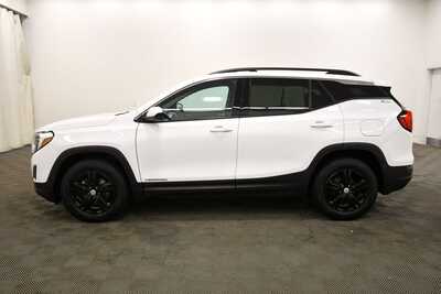 2019 GMC Terrain, $20559. Photo 4