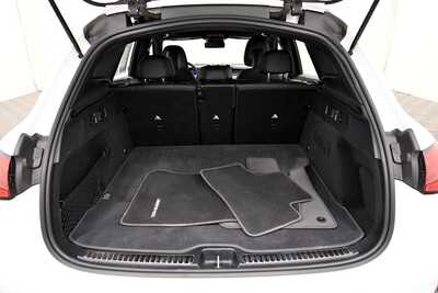 2025 Mercedes-Benz GLC-Class, $53845. Photo 7