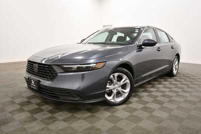 2023 Honda Accord, $24499. Photo 2