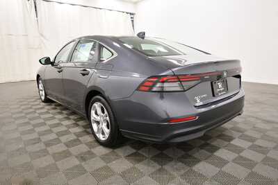 2023 Honda Accord, $24499. Photo 5