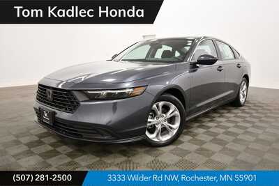 2023 Honda Accord, $24499. Photo 1