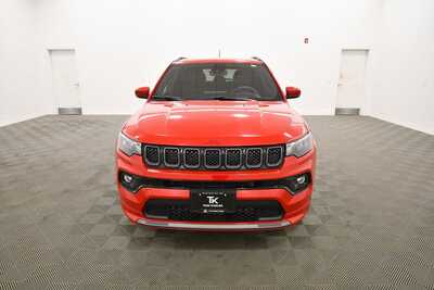 2023 Jeep Compass, $20499. Photo 11