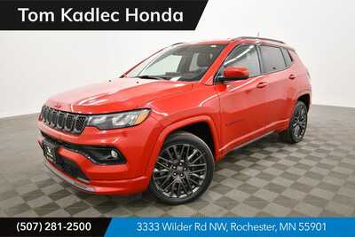 2023 Jeep Compass, $20499. Photo 1