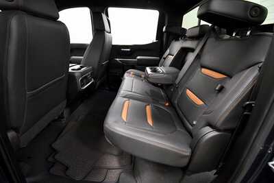 2021 GMC 1500 Crew Cab, $36989. Photo 12