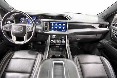 2021 GMC Yukon, $50999. Photo 3