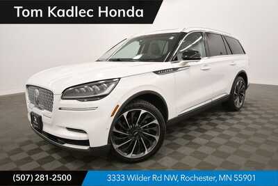 2022 Lincoln Aviator, $41295. Photo 1