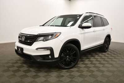 2022 Honda Pilot, $18999. Photo 2