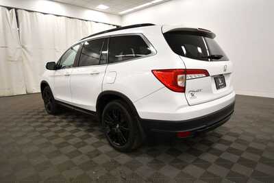 2022 Honda Pilot, $18999. Photo 5