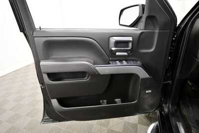 2018 Chevrolet 2500 Crew Cab, $23149. Photo 9