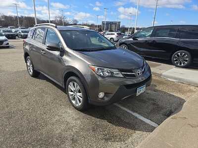 2015 Toyota RAV4, $16395. Photo 2