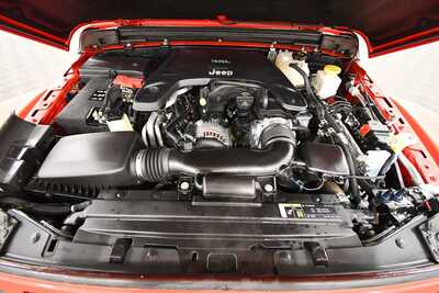 2020 Jeep Gladiator, $33995. Photo 12