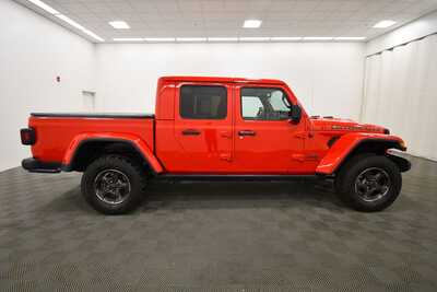 2020 Jeep Gladiator, $33995. Photo 9