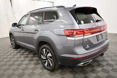 2024 Volkswagen Atlas, $32599. Photo 5