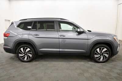 2024 Volkswagen Atlas, $32599. Photo 9
