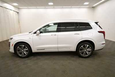 2021 Cadillac XT6, $26999. Photo 4