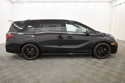 2025 Honda Odyssey, $38349. Photo 9