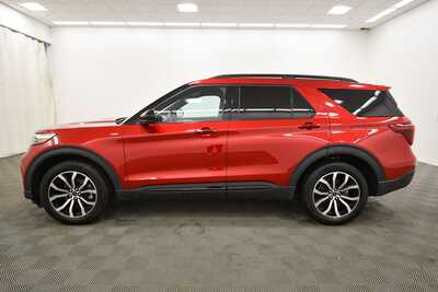 2023 Ford Explorer, $37349. Photo 4