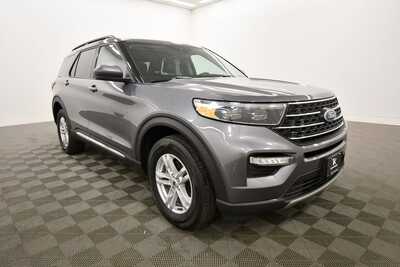 2022 Ford Explorer, $29849. Photo 10