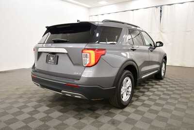 2022 Ford Explorer, $29849. Photo 8