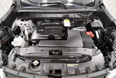 2023 Nissan Pathfinder, $34349. Photo 12
