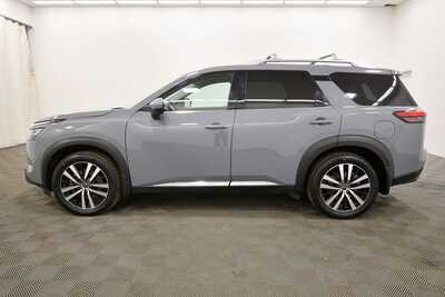 2023 Nissan Pathfinder, $34349. Photo 4
