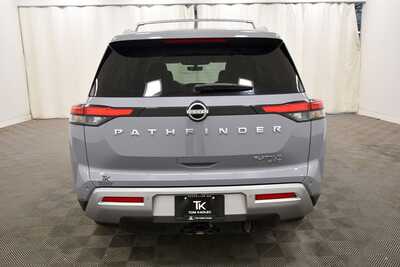 2023 Nissan Pathfinder, $34349. Photo 6