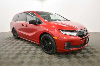 2025 Honda Odyssey, $37849. Photo 9